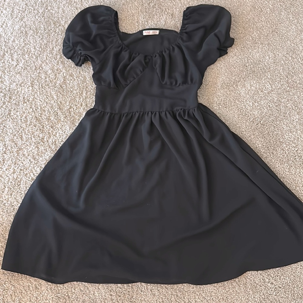 puff sleeve midi dress